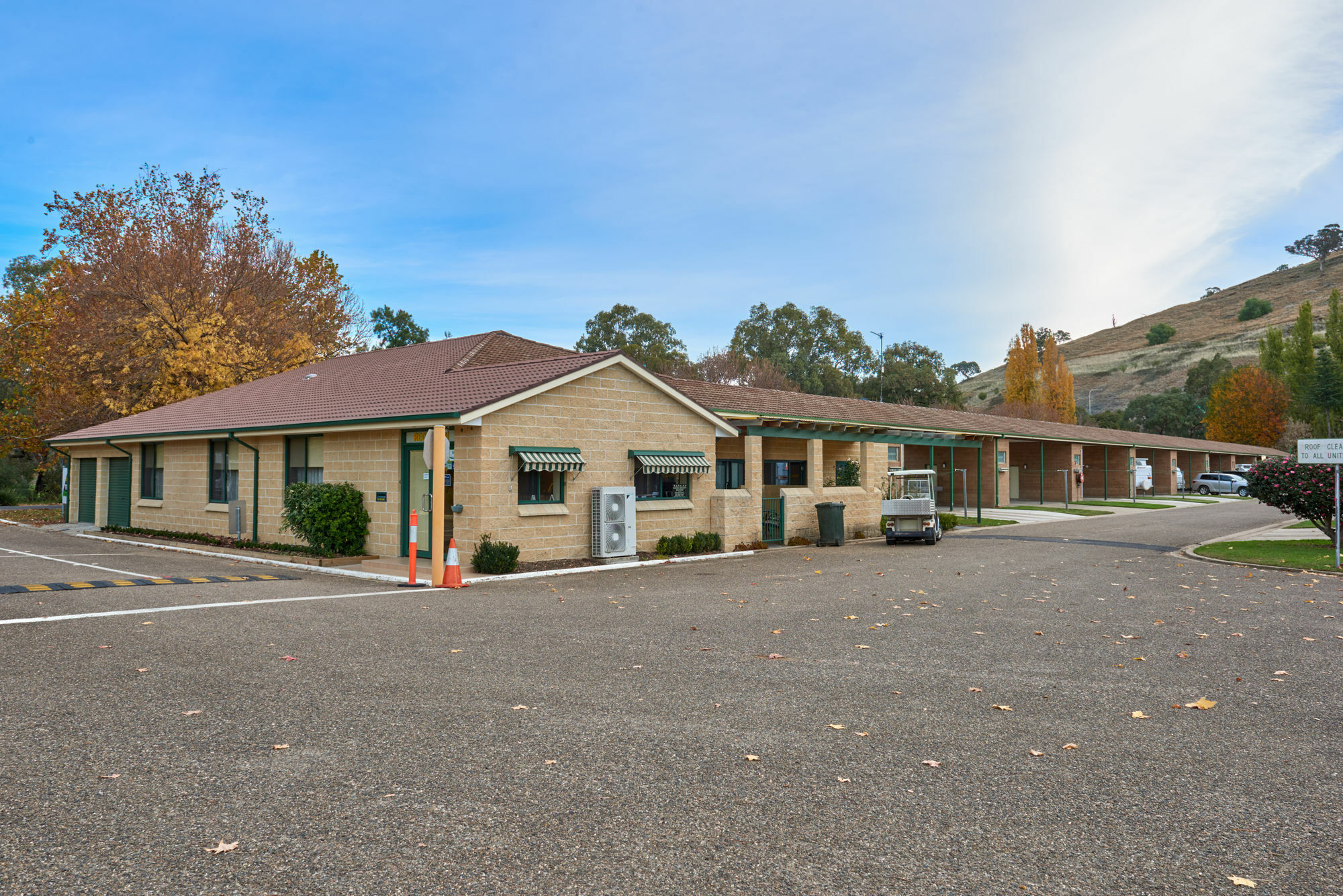 Gundagai Cabins & Tourist Park Exterior photo