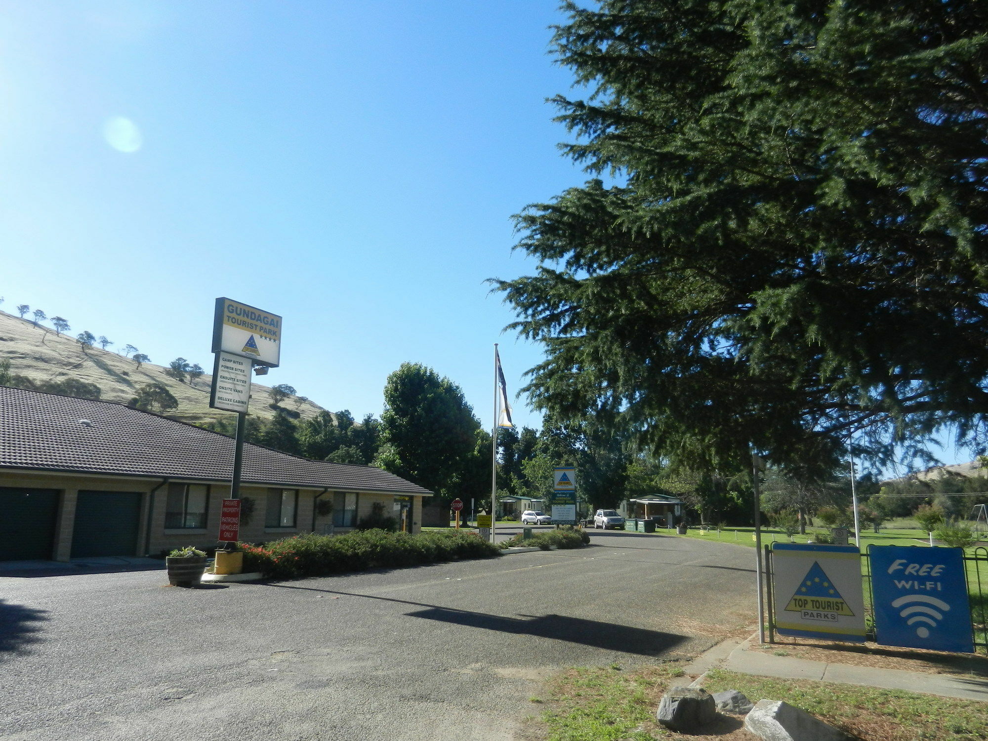 Gundagai Cabins & Tourist Park Exterior photo