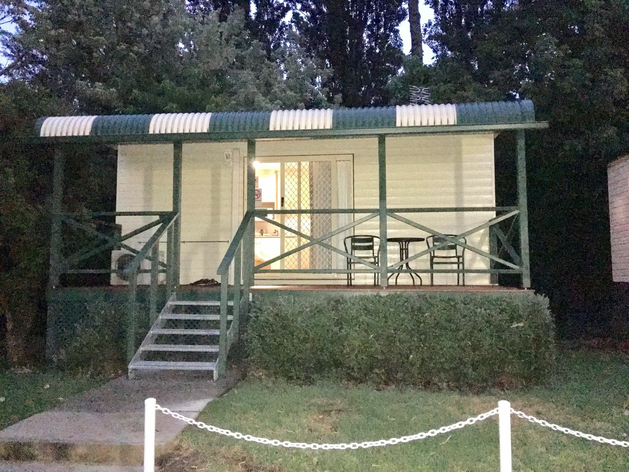 Gundagai Cabins & Tourist Park Exterior photo
