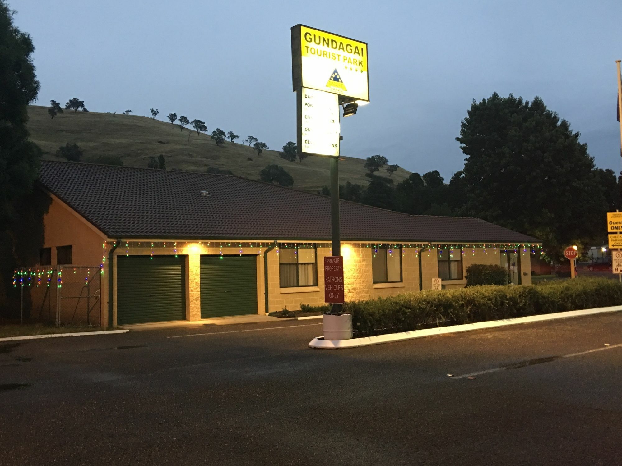 Gundagai Cabins & Tourist Park Exterior photo